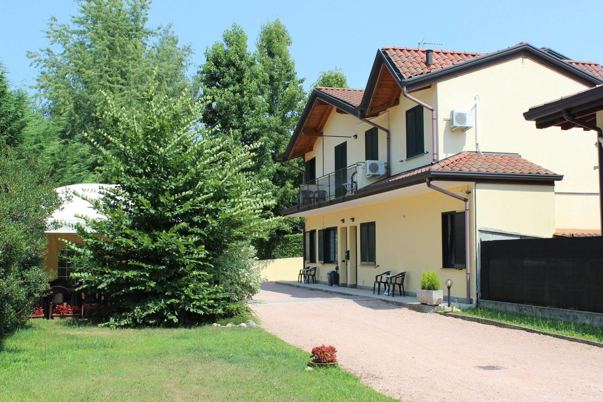 Villa Giglio Arsago Seprio Buitenkant foto